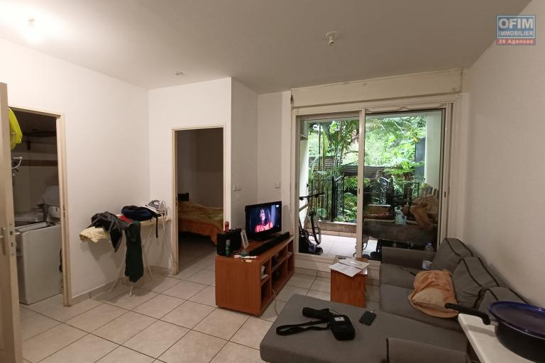 A vendre appartement T2 de 33m2 avec jardin, varangue et parking à Saint-André