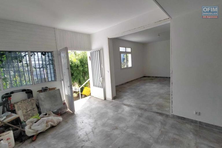 Charmante villa 3 chambres de 130 m2 avec jardin  Ligne Paradis St PIERRE