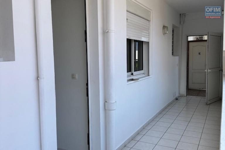 Appartement F3 centre ville saint pierre