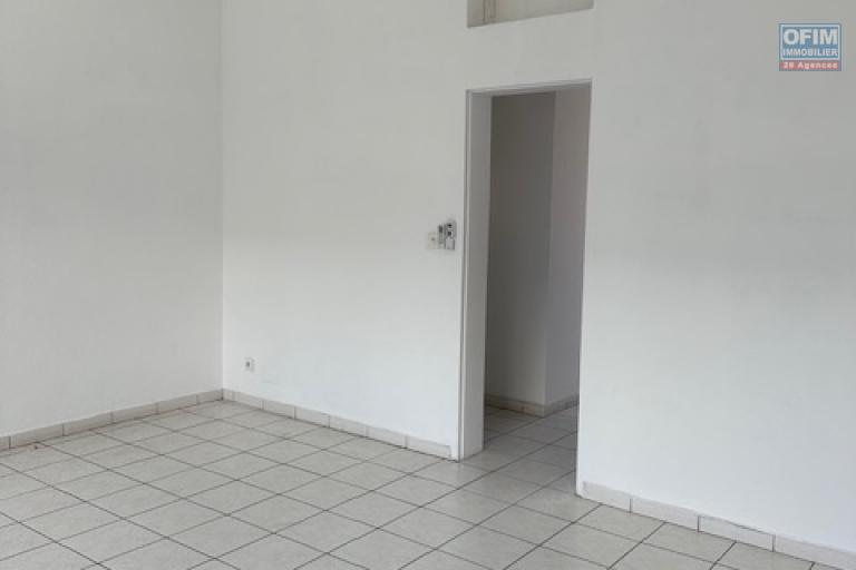 Appartement F3 centre ville saint pierre