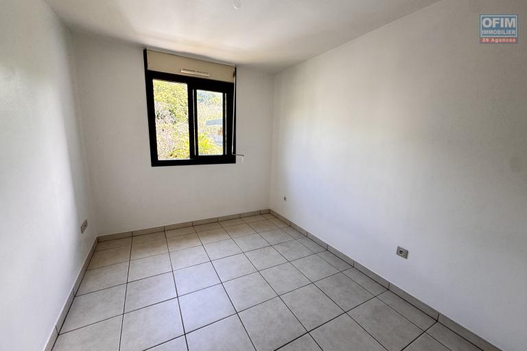 A louer appartement T3 avec terrasse et parking dans les bas de Montgaillard - résidence Mistral