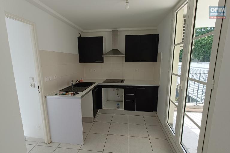 A Vendre appartement F3 de 65m2 avec varangue et 2 places de parking