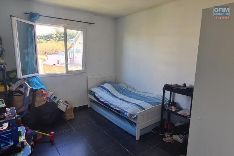 BELLE OPPORTUNITE à vendre charmante villa récente de type F4 ( 2018 ) d'environ 90 m² , la Plaine des Cafres 27 éme