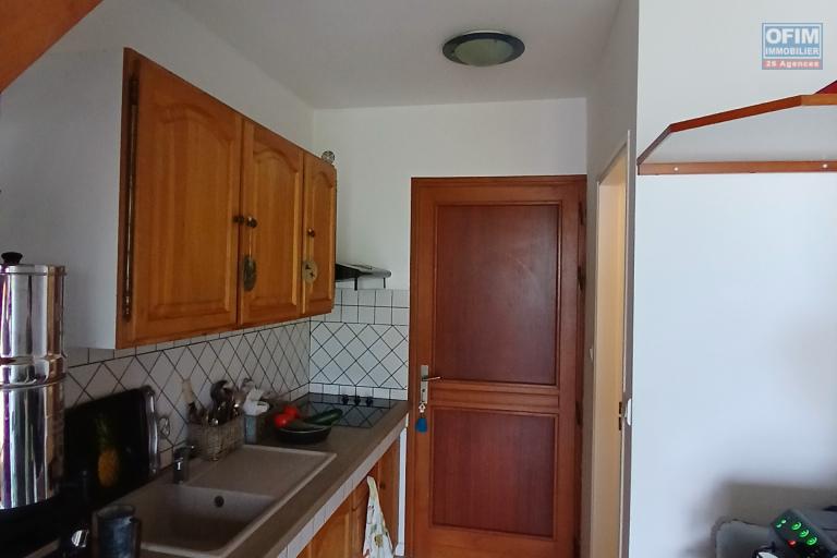 A LOUER appartement duplex de type F2 sur la Saline Les Bains à 858,86 euros!