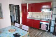 A LOUER APPARTEMENT F2 MEUBLE DE 46.21 M2 HABITABLE A ST GILLES LES HAUTS