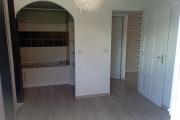 A VENDRE APPARTEMENT F2 EN REZ DE JARDIN DE 70.20 M2 PROCHE PLAGE A L'ERMITAGE LES BAINS