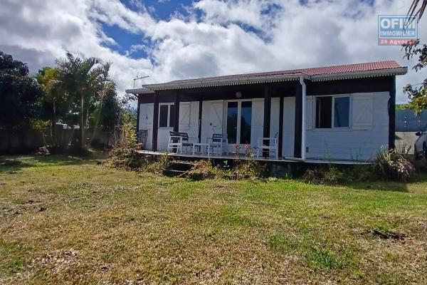 A VENDRE// Coquette maison  de type F5 de 105 M2 sur un terrain de 702 M2 à Tan Rouge