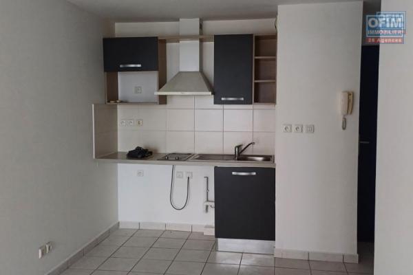 A louer appartement F2 sur la résidence HELENE 2  à Sainte Clotilde.