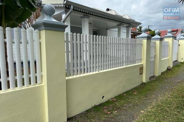 A louer Jolie Villa F5 au calme au fond d'une impasse à proximité de champ borne à Saint-André