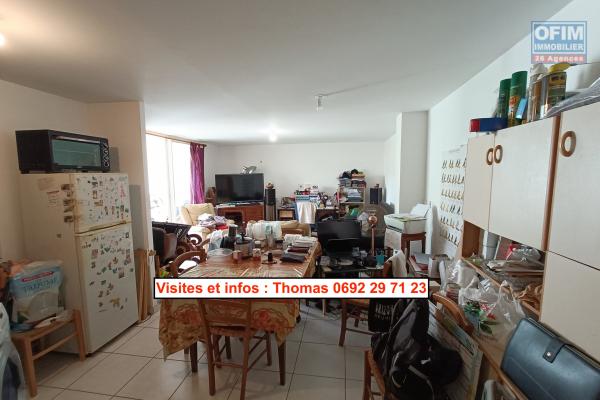 A vendre appartement F3 de 70m2 avec 2 parking au centre ville de Saint-André