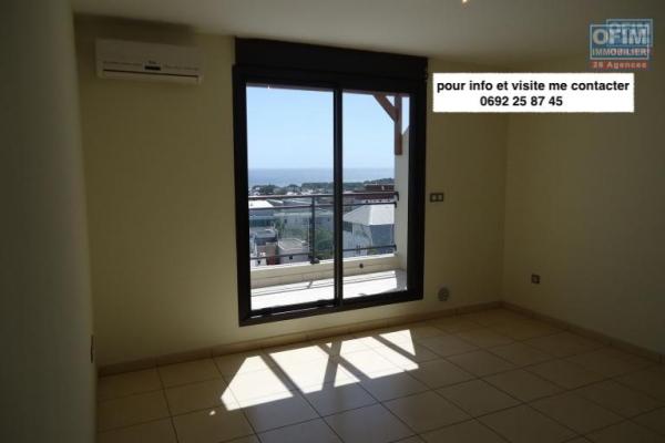 A vendre studio pour investissement locatif à Ste Clotilde, residence Lobellia, proche toutes commodités .