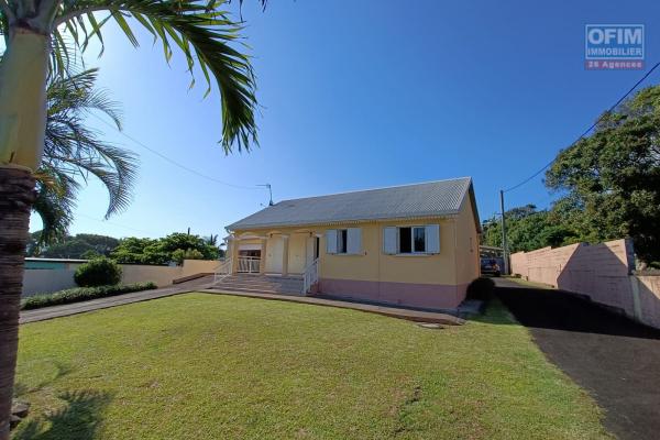 Villa F4 de standing avec piscine ! Ste Anne Chemin du Cap